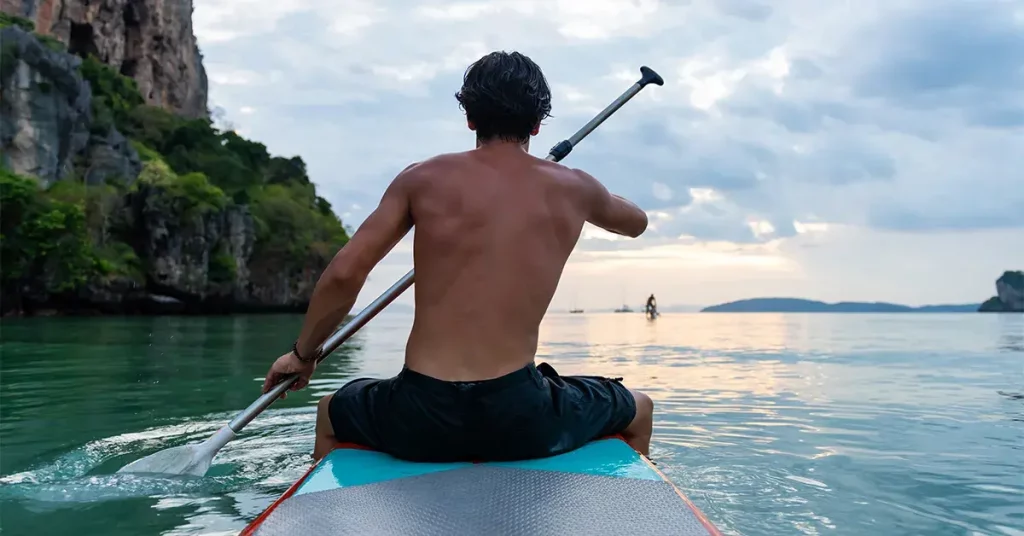 0 featured 2022 07 health benefits of stand up paddle boarding