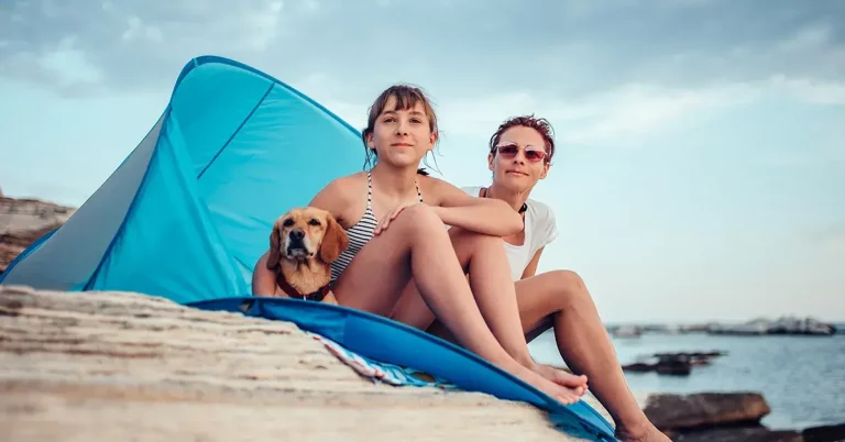 0 featured 2022 08 best beach tents for families 2022