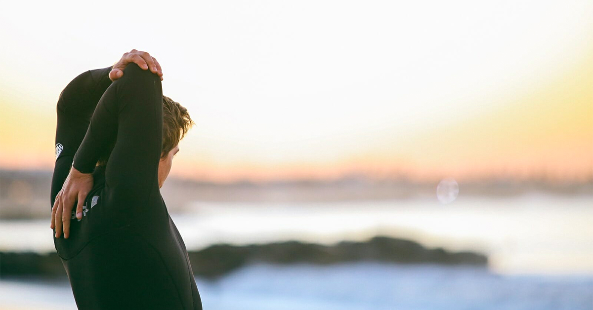 How Do Wetsuits Work? (How Do They Keep You Warm?)