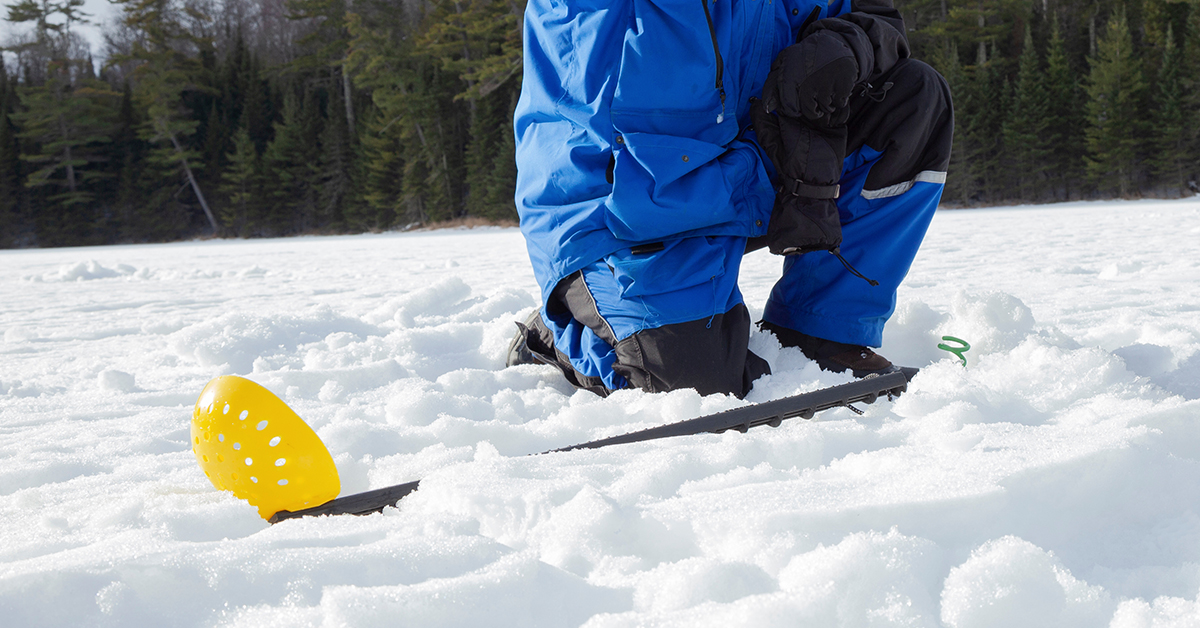 Best Ice Fishing Scoops And Skimmers 2022